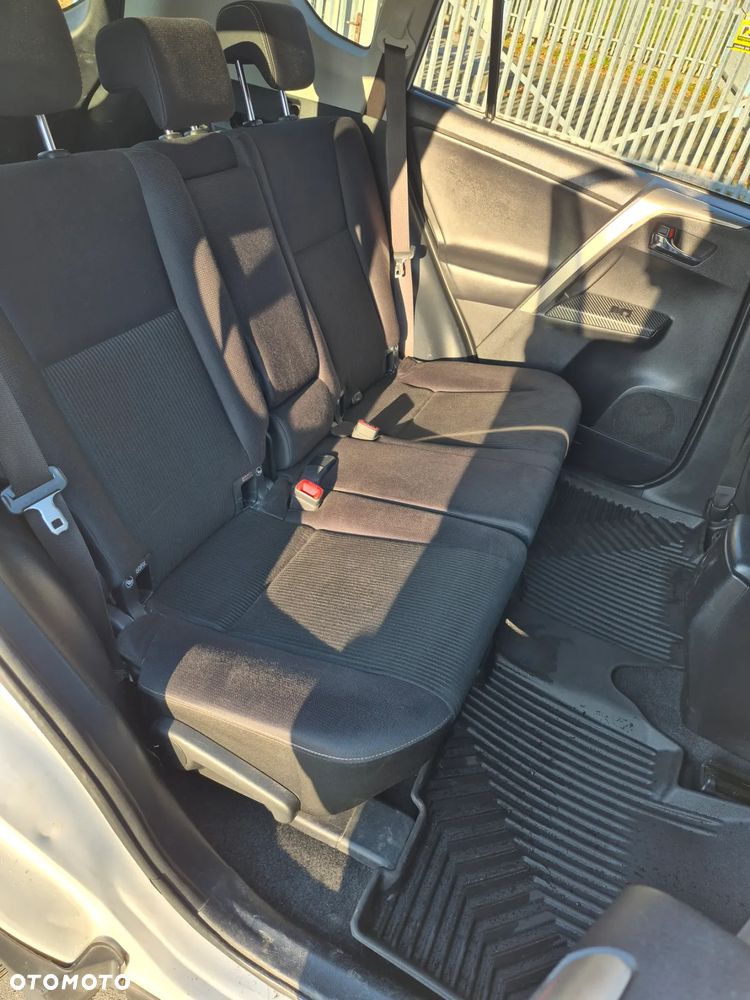 Toyota RAV4 ver-2-0-d--4d-4x2-start--stop-executive - 7