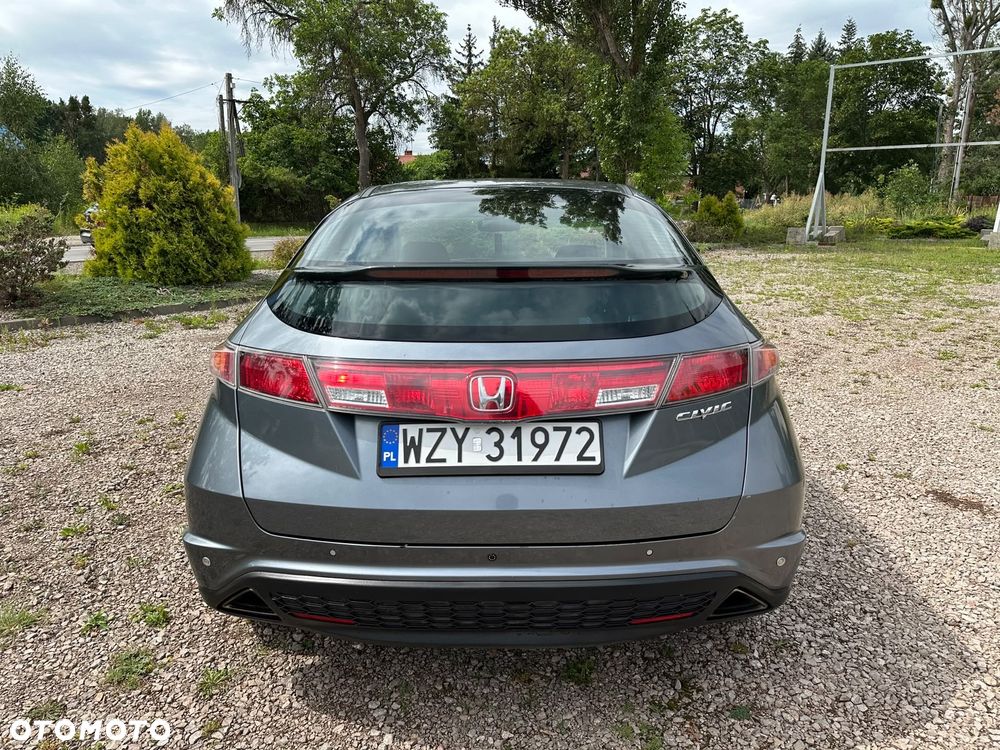 Honda Civic 1.8i-VTEC Automatik Executive - 6