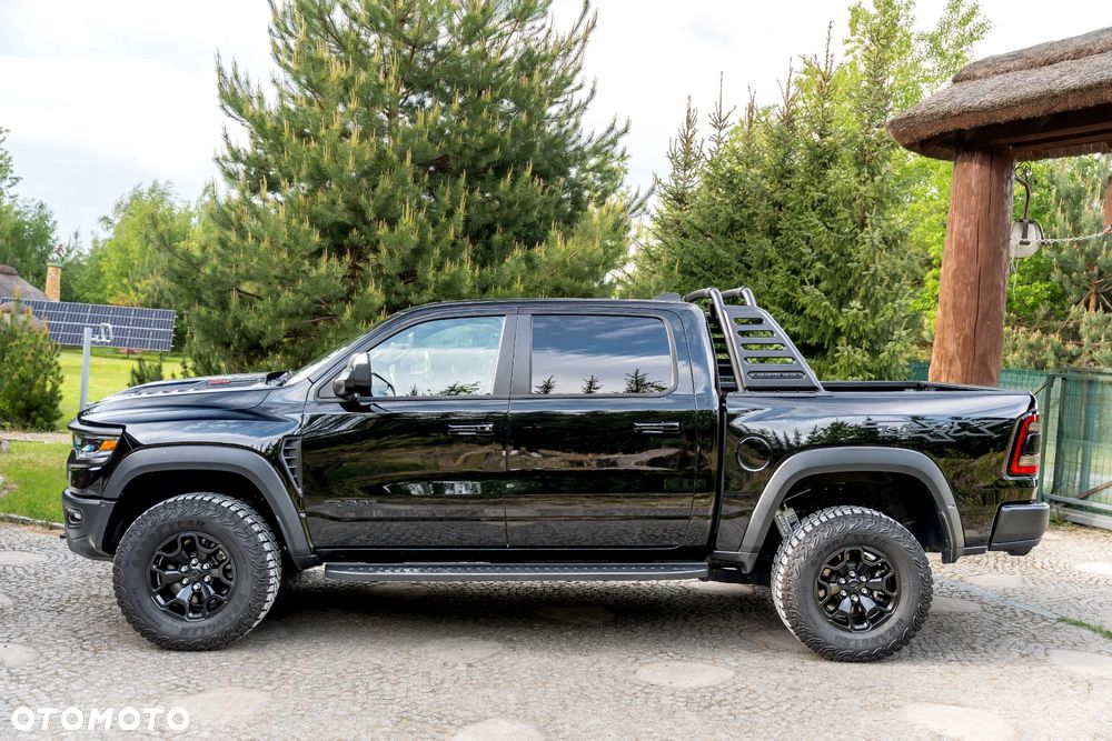 Dodge RAM TRX - 8