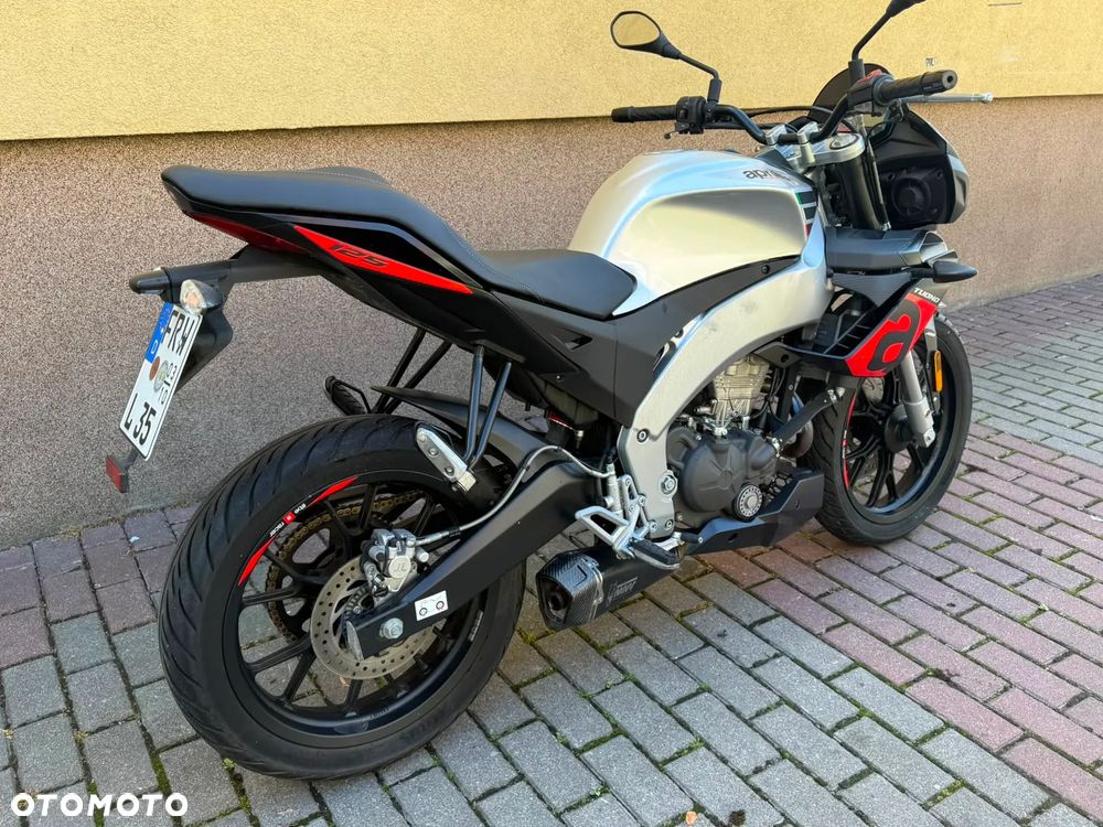 Aprilia Tuono - 20