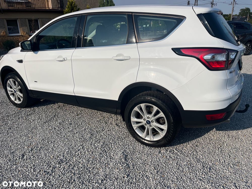 Ford Kuga 2.0 TDCi 4x4 Titanium - 20
