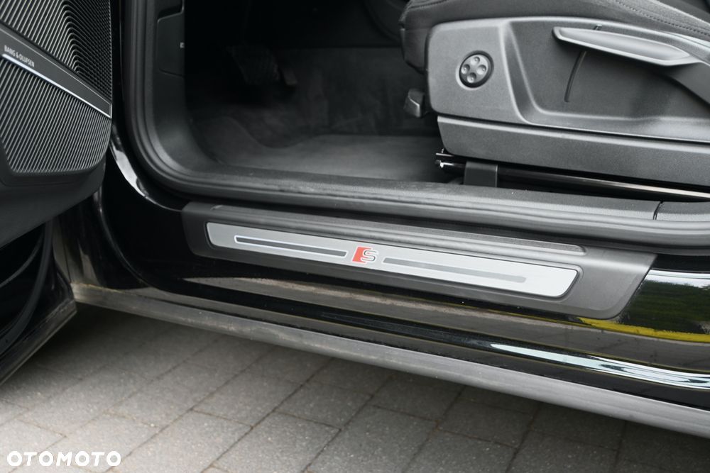Audi Q5 40 TDI quattro S tronic S line - 36