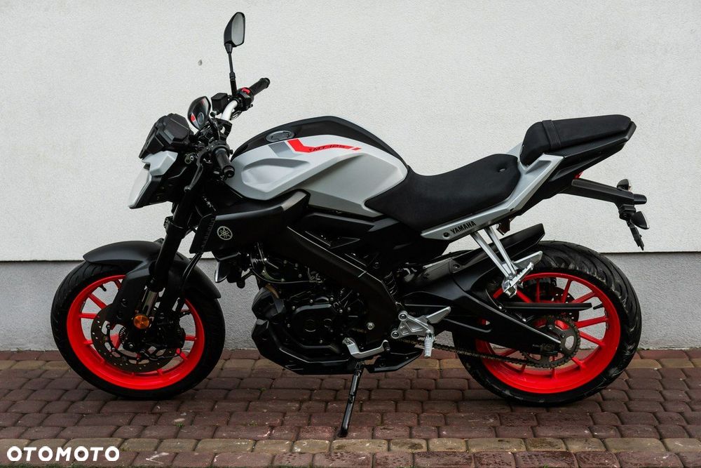 Yamaha MT - 5