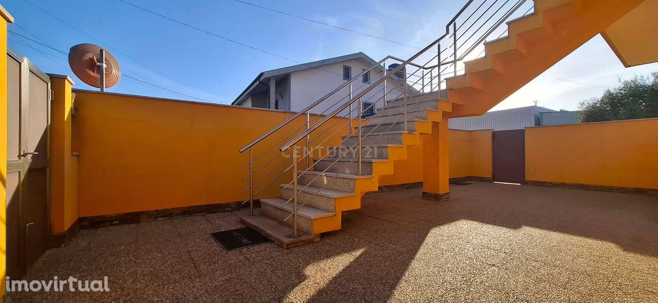 Moradia T3 em Carvalhosa, Paços de Ferreira, ao FERRARA PLAZA - Grande imagem: 5/34