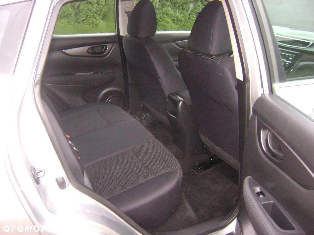 Nissan Qashqai - 10