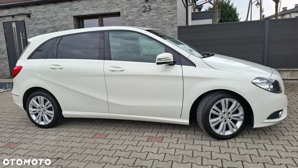 Mercedes-Benz Klasa B 180 - 9