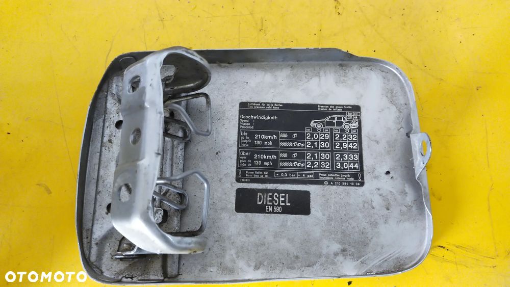 KLAPKA PALIWA W220 MERCEDES - 2