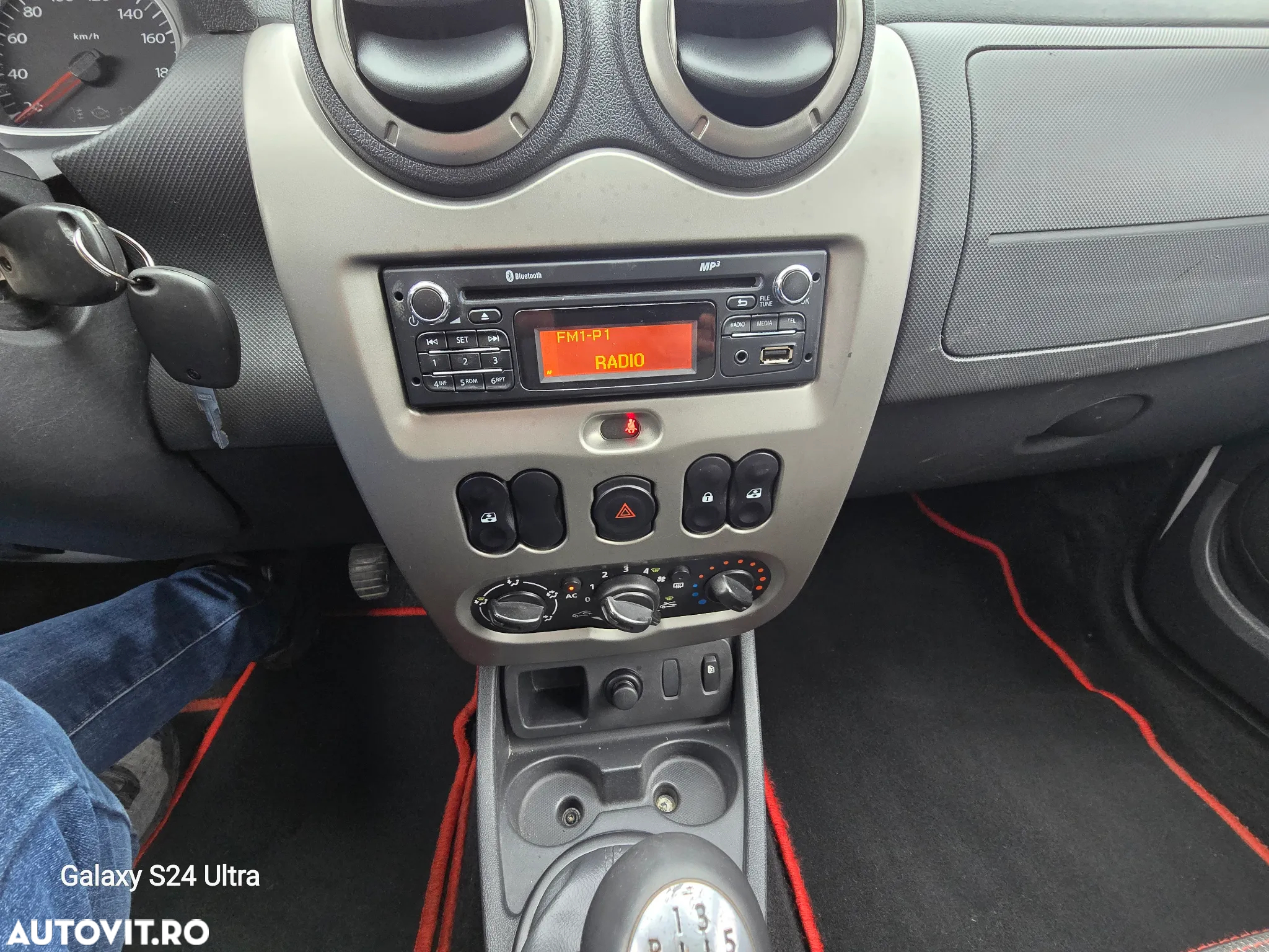 Dacia Duster 1.5 dCi 4x2 Laureate - 6