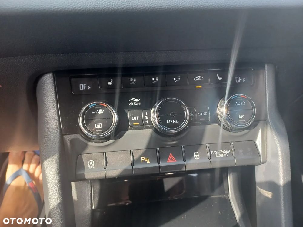 Skoda Karoq 1.0 TSI GPF 4x2 Ambition - 16