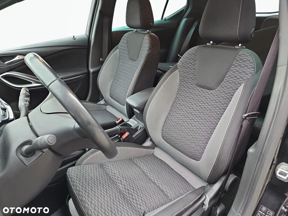 Opel Astra V 1.2 T GS Line S&S - 12