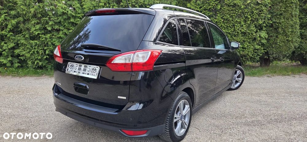 Ford Grand C-MAX - 14