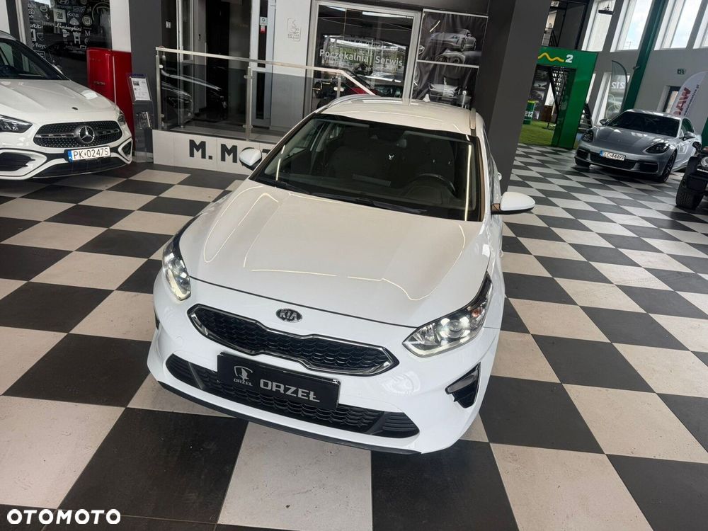 Kia Ceed - 1