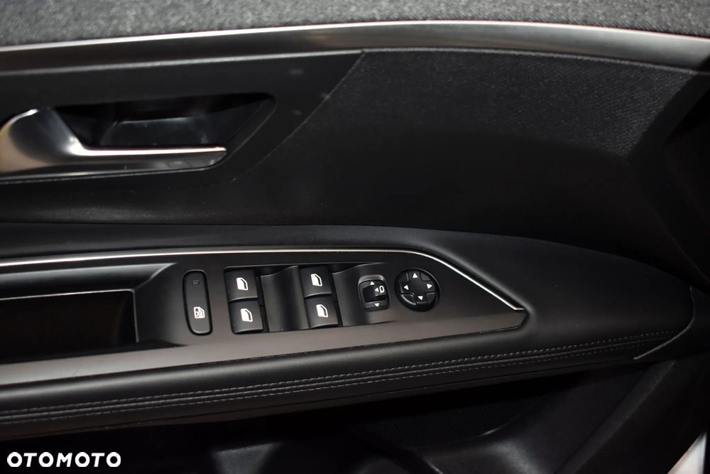 Peugeot 5008 BlueHDi 130 Allure Pack - 22