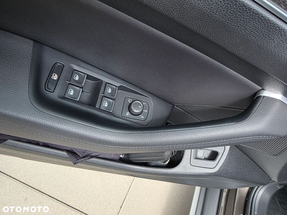Volkswagen Passat 2.0 TDI BMT 4Mot Highline DSG - 27