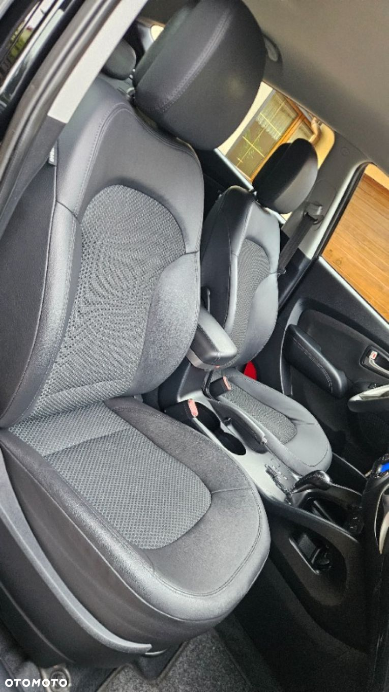 Hyundai ix35 2.0 Premium 2WD - 22