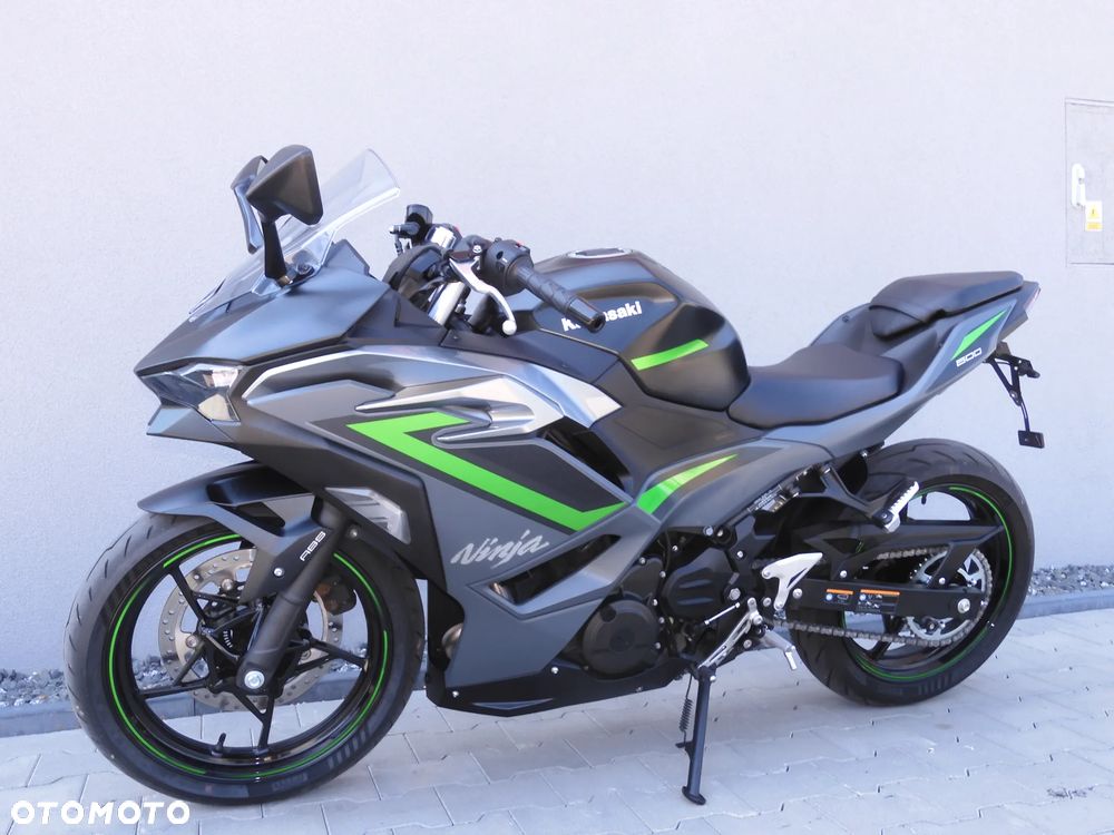 Kawasaki Ninja 500 - 38