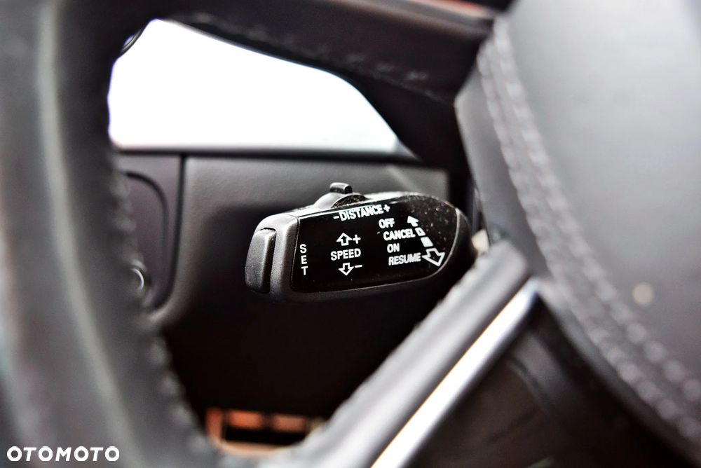 Audi S8 4.0 TFSI Quattro - 33