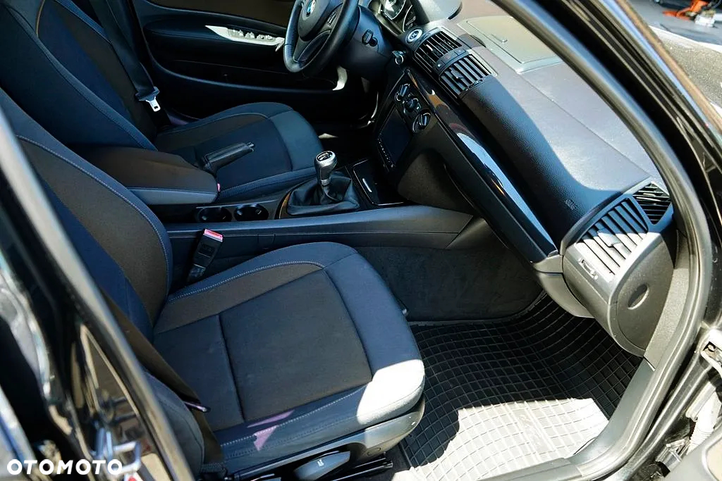 BMW Seria 1 - 18