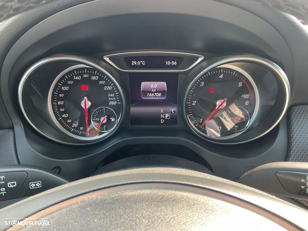 Mercedes-Benz GLA 180 d Style Aut. - 22