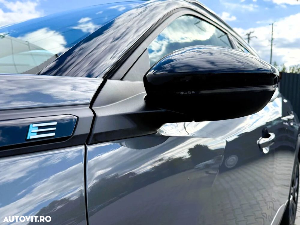 Peugeot 2008 e-2008 54 kWh GT - 6