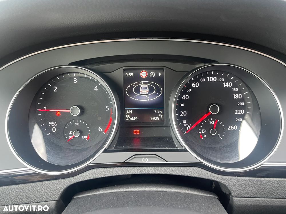 Volkswagen Passat - 16