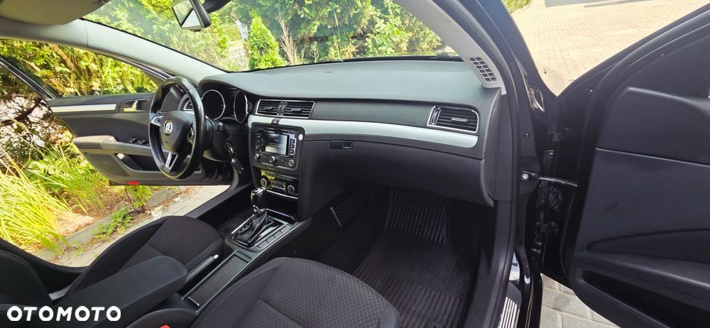 Skoda Superb 2.0 TDI 4x4 Elegance DSG - 36