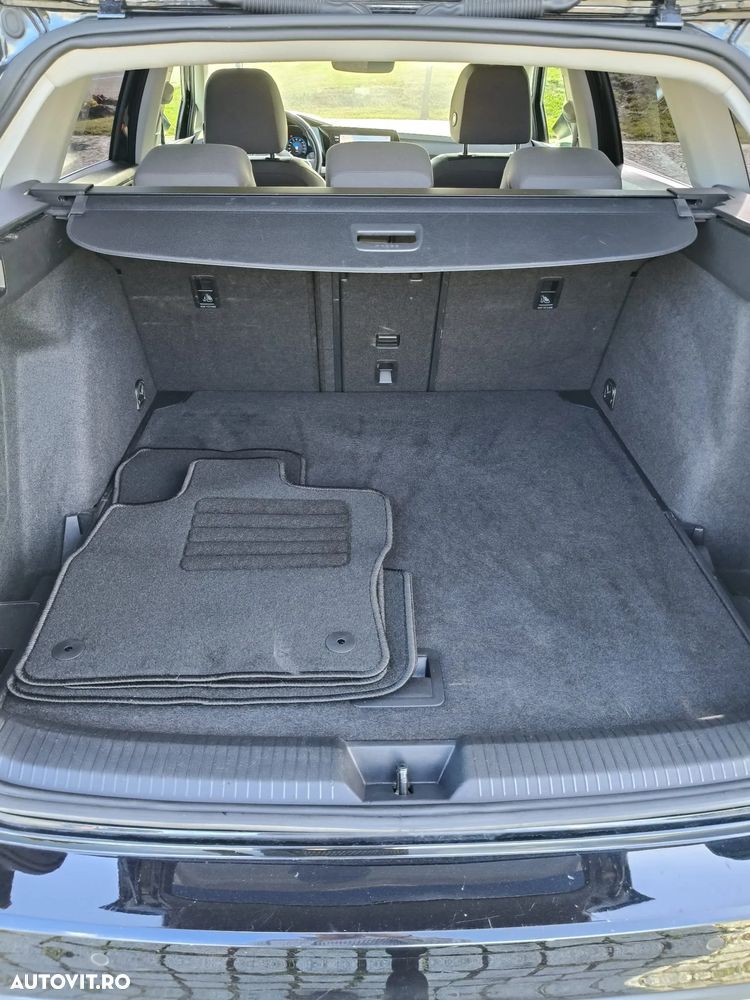 Volkswagen Golf 2.0 TDI 4Motion SCR DSG Alltrack - 28