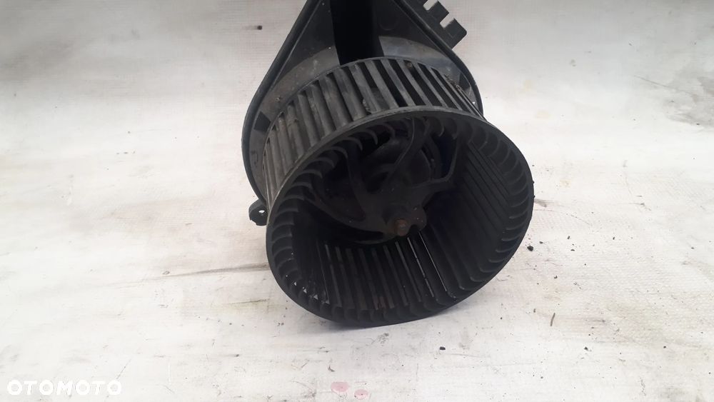 Wiatrak / Wentylator Nawiewu Volkswagen LT28 Sprinter 663329W 659222K