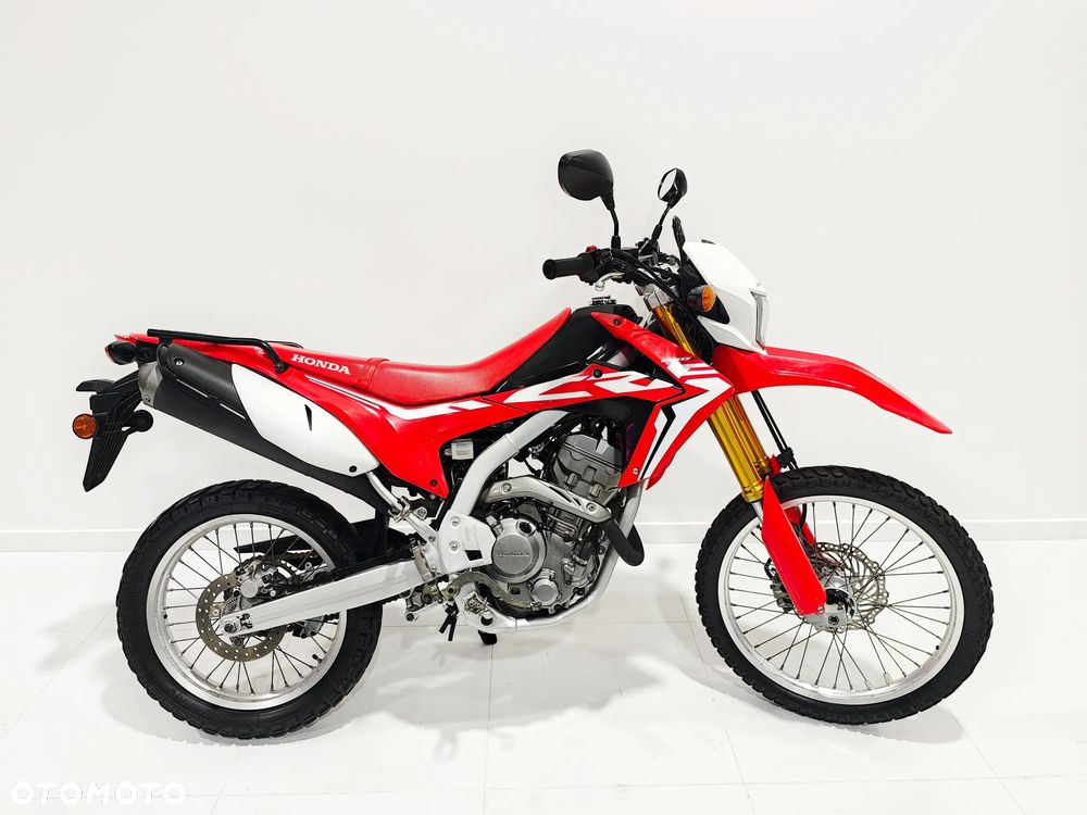 Honda CRF - 1