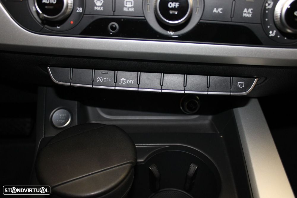 Audi A4 Avant 2.0 TDI S tronic - 24