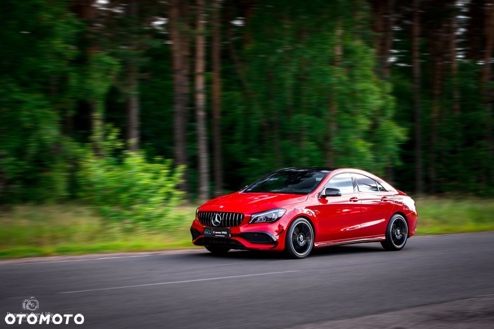 Mercedes-Benz CLA 250 4Matic 7G-DCT AMG Line - 29