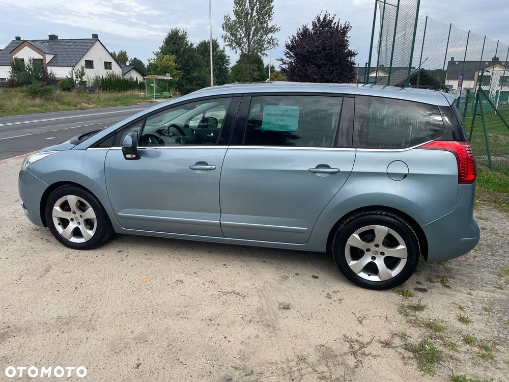 Peugeot 5008 2.0 HDi Premium + - 3