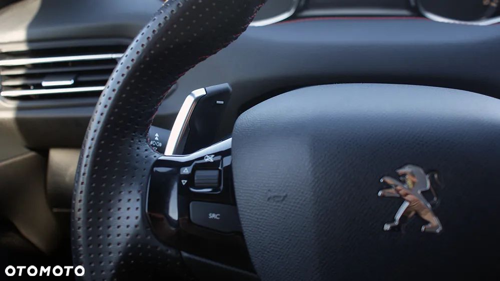 Peugeot 308 1.2 PureTech GPF GT S&S EAT8 - 19