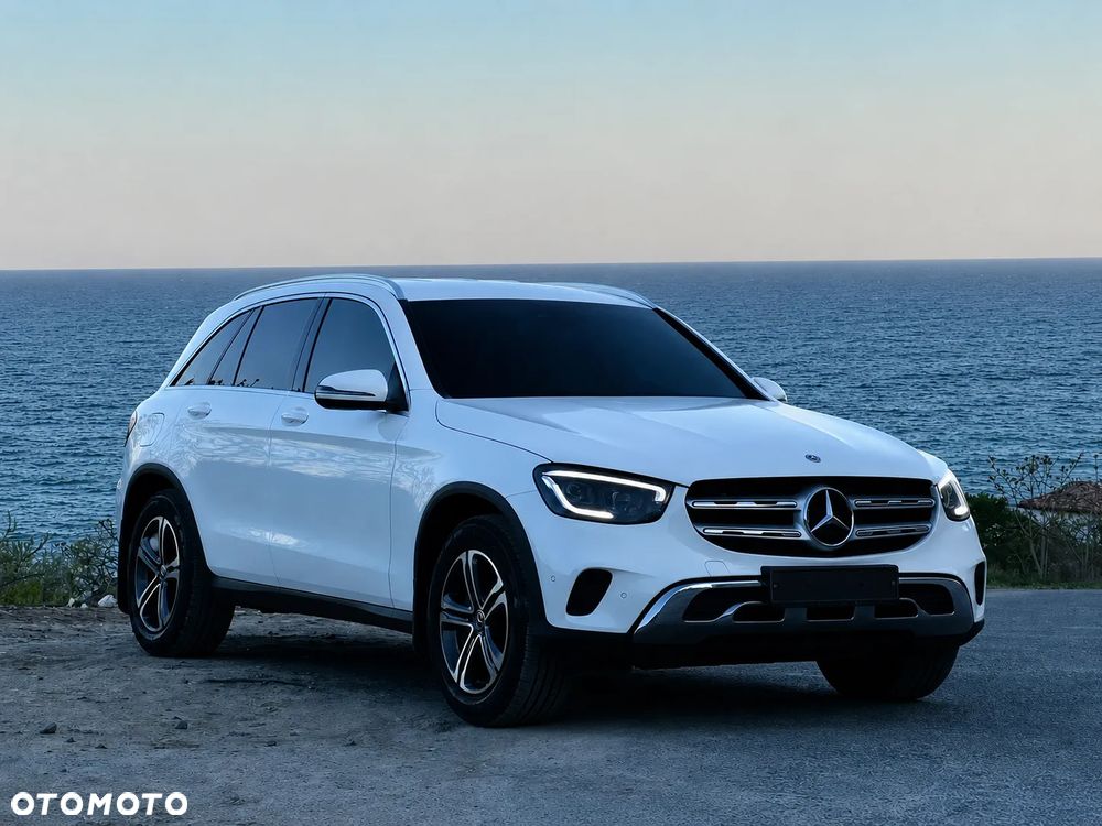 Mercedes-Benz GLC - 1