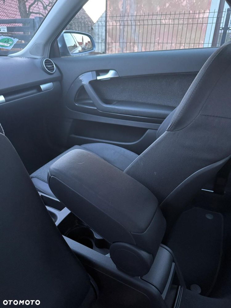 Audi A3 3-drzwiowe 1.6 Attraction - 15