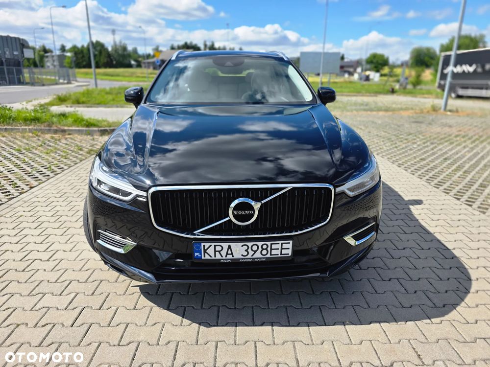 Volvo XC 60 T8 AWD Plug-In Hybrid Momentum - 2