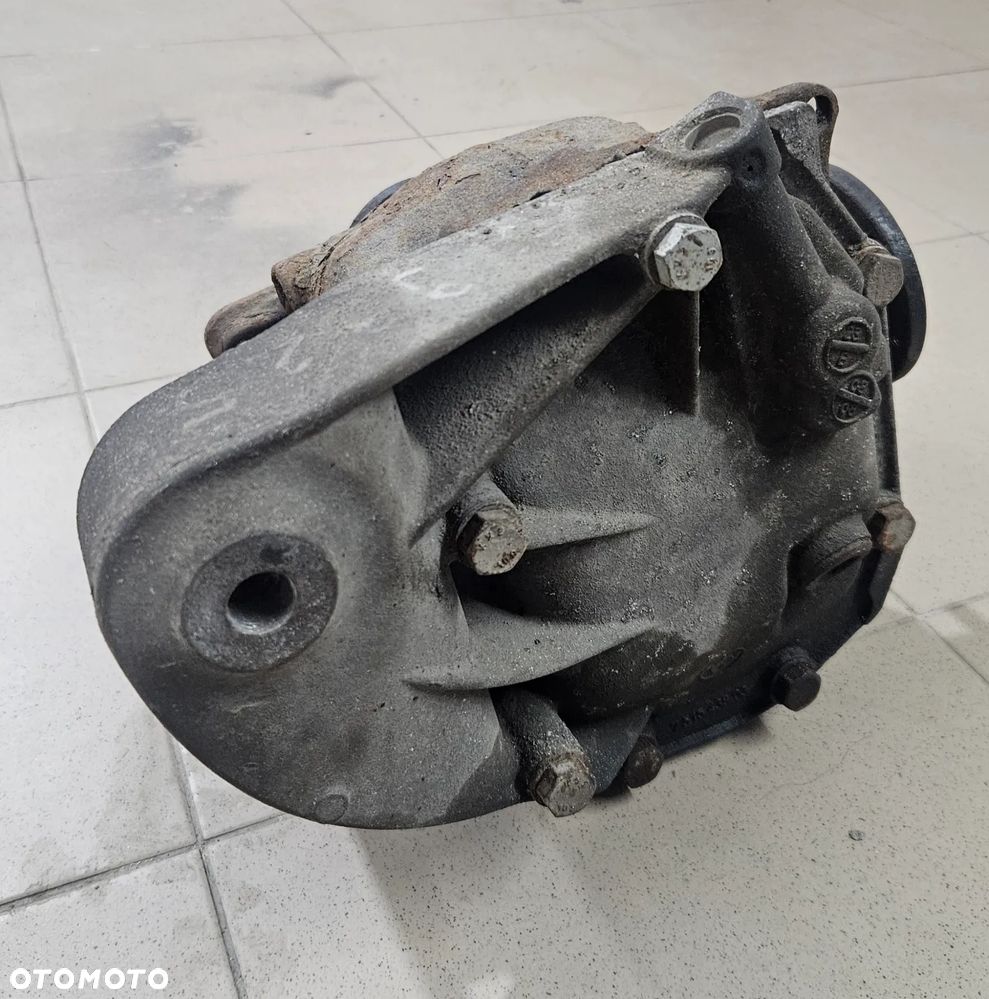 Dyferencjał dyfer most tylny BMW E87 E90 przełożenie 3.23 - 5