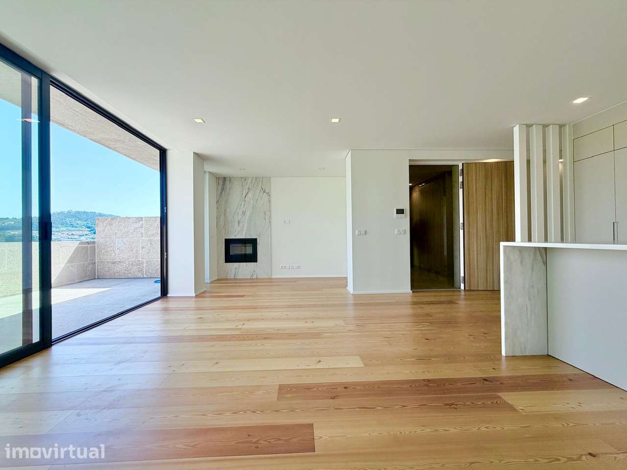 Penthouse T2 Nova com Terraço e Vista Panorâmica Desafogada - Grande imagem: 5/19