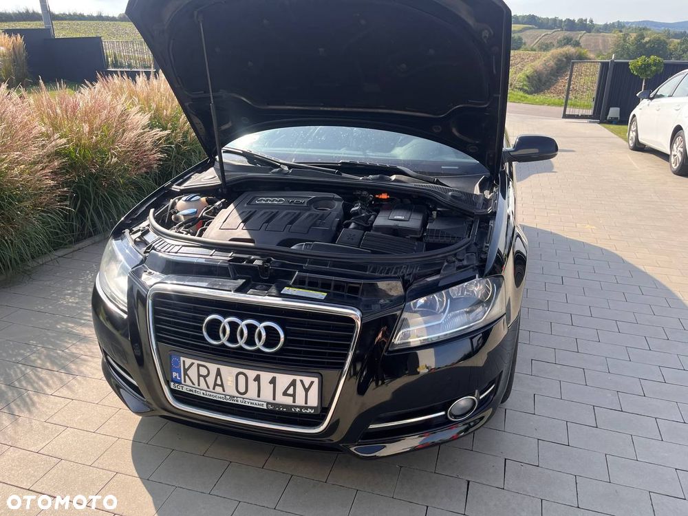 Audi A3 Sportback 1.6 TDI DPF Ambiente - 6