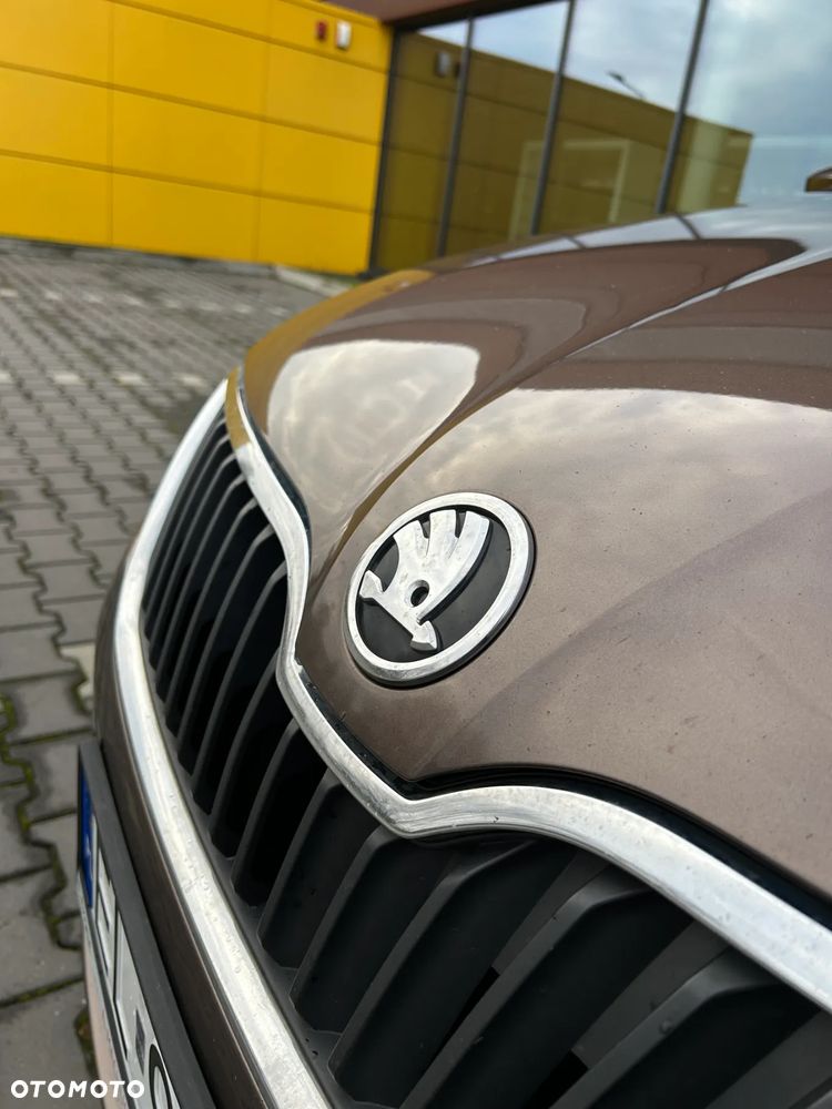 Skoda RAPID 1.0 TSI Style - 9