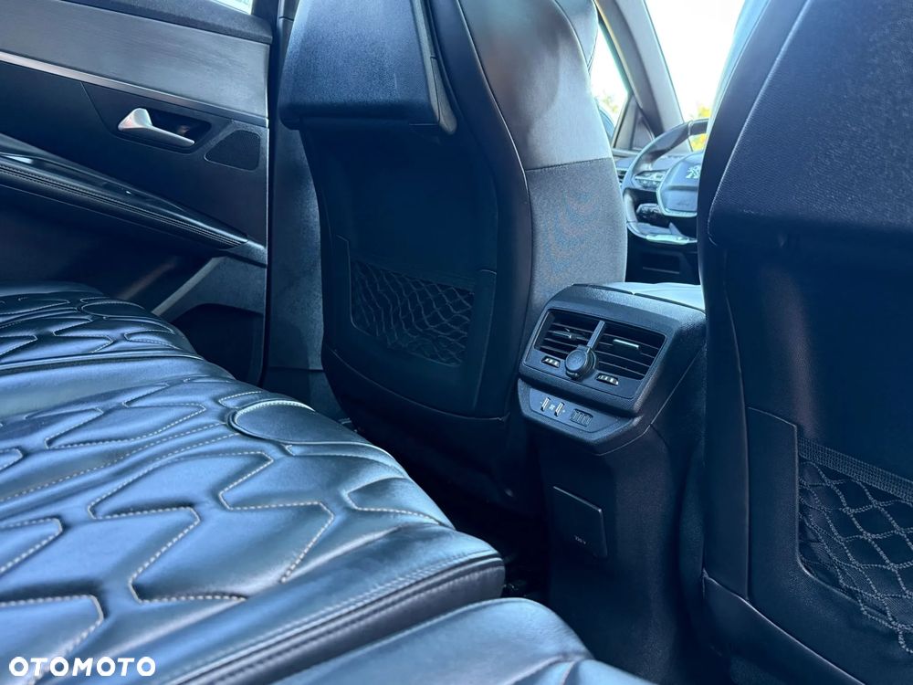 Peugeot 5008 BlueHDi 180 EAT8 GT - 17