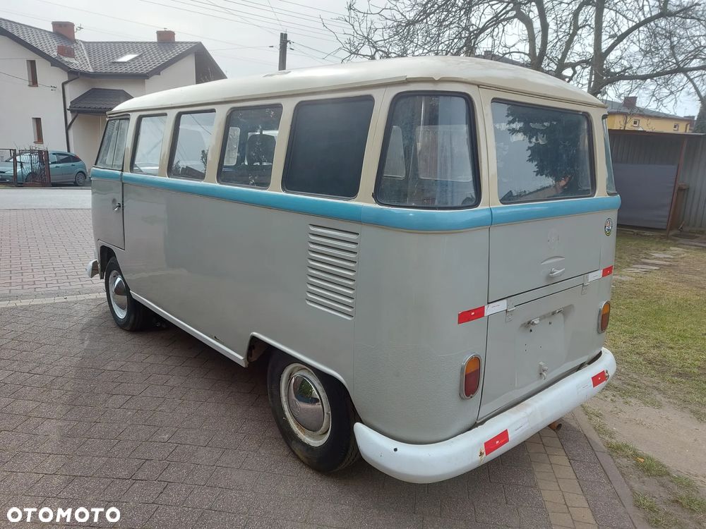 Volkswagen Transporter - 3