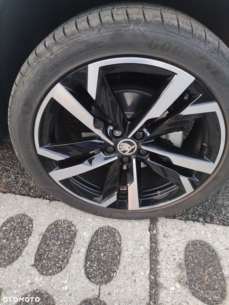 Skoda Kamiq 1.0 TSI Monte Carlo - 15