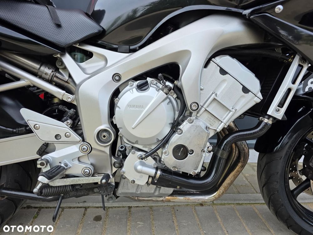 Yamaha FZ6 - 25