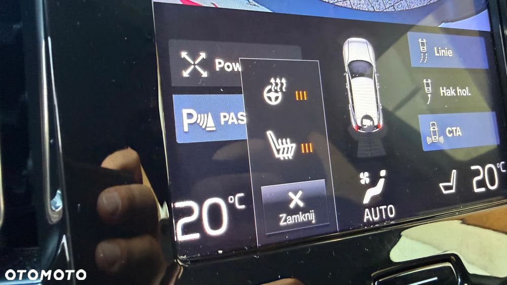Volvo XC 40 T3 Geartronic Momentum Core - 28