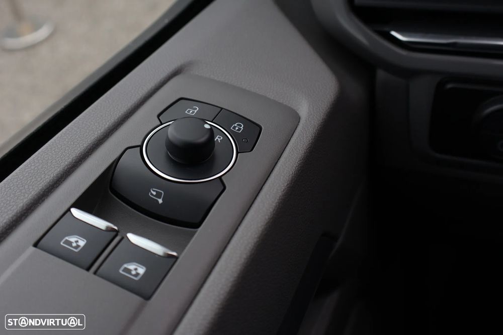 VW Transporter Cargo L1H1 - 12