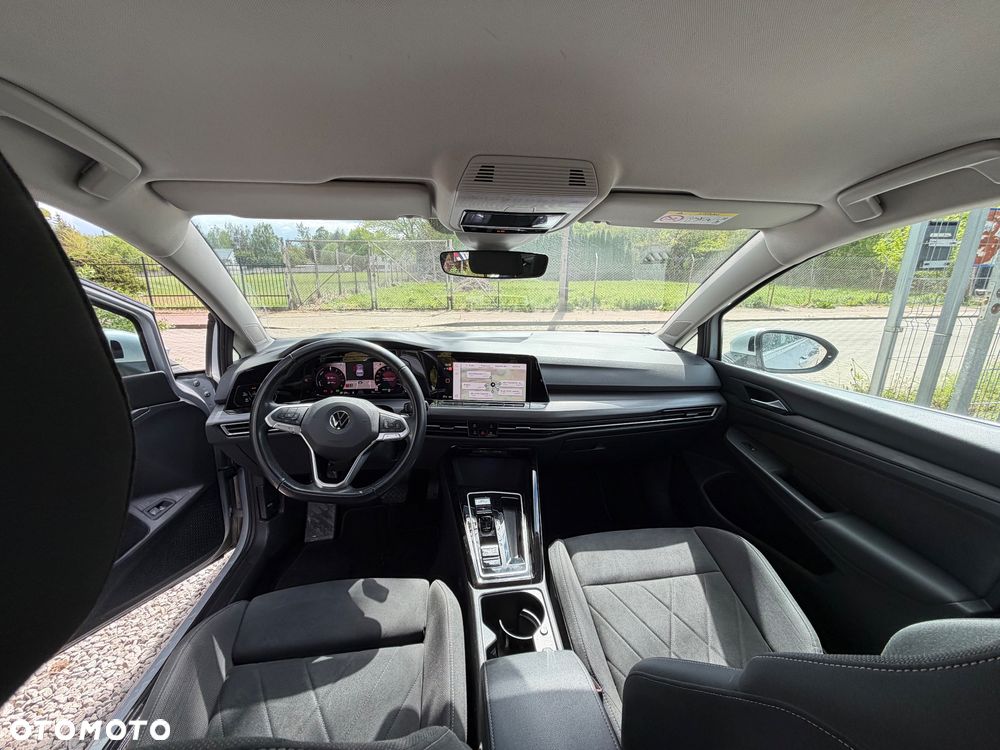 Volkswagen Golf - 33