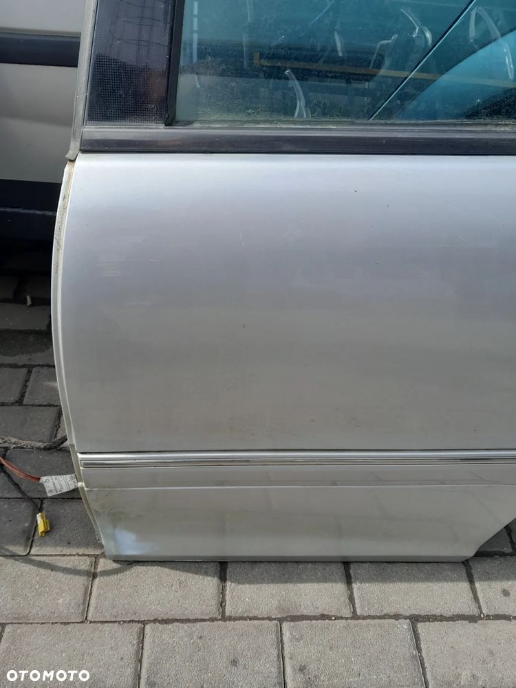MERCEDES W203 DRZWI LEWE TYLNE LEWY TYŁ KOLOR: 744 - 3