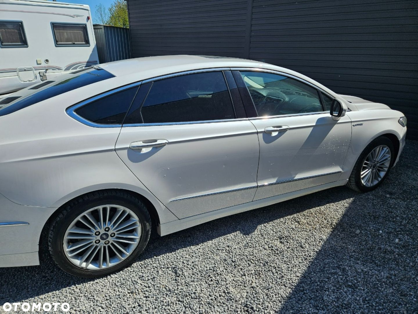 Ford Mondeo - 21