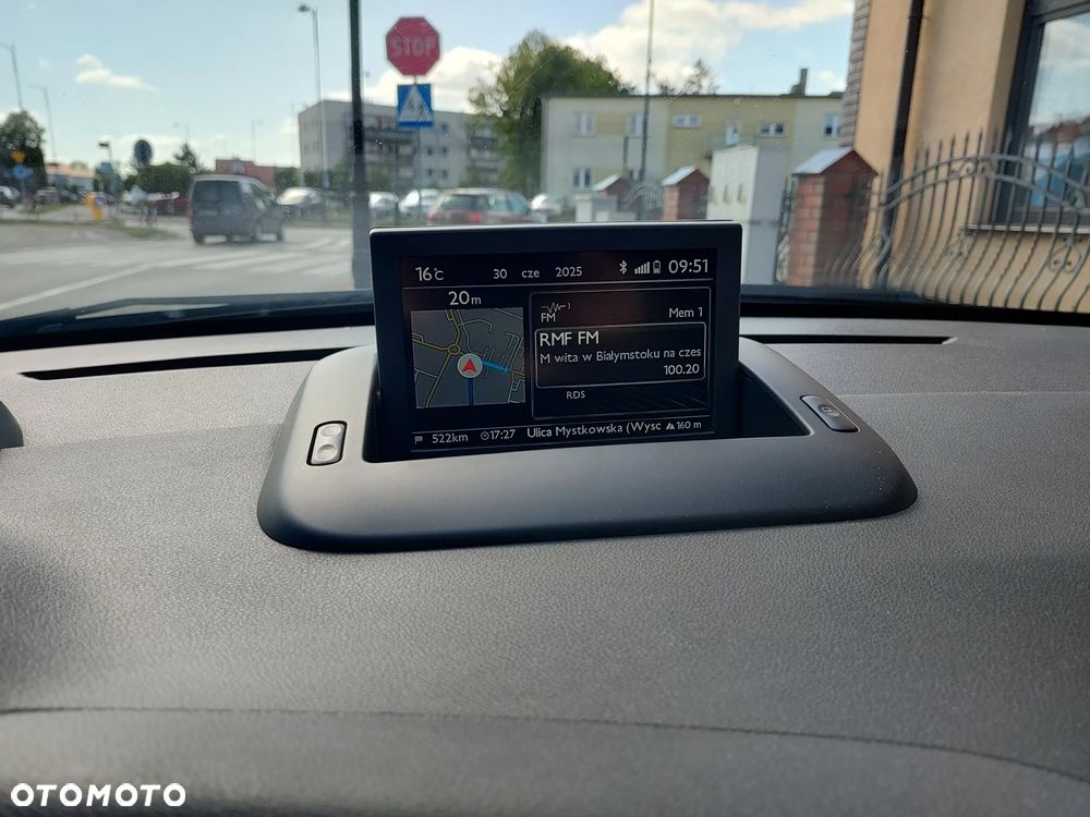 Peugeot 3008 Hybrid4 - 14